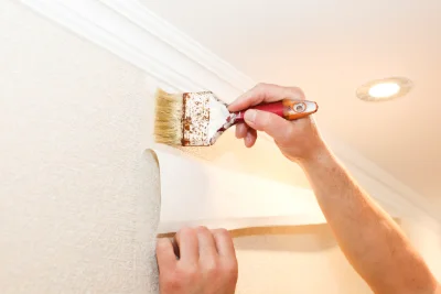 Pose de papier peint à Champneuville — revêtements muraux et toiles de verre
